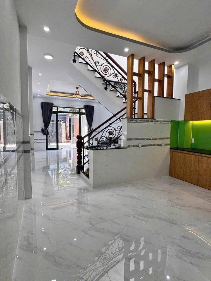 Ngang 5.7m - Trần Xuân Soạn - Hẻm 1 trục - Q1, Q5 chỉ 7p - Giá 3.7 TỶ - Ảnh chính